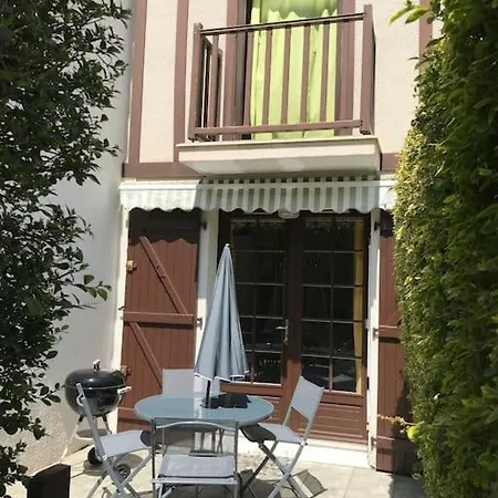 Maisonnette Du Bonheur Courseulles-sur-Mer Exterior photo