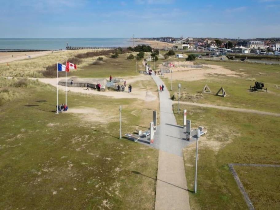 Maisonnette Du Bonheur Courseulles-sur-Mer